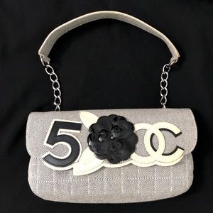 Authentic Chanel Camellia No5 shoulder bag 🌸